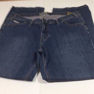 Berne Ladies Jeans Size 16 Short
